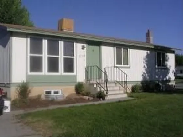 1214 N 700 W, Clinton, UT 84015