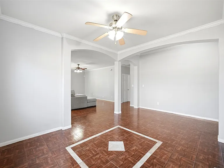 1707 N Highlands Xing — Photo 12