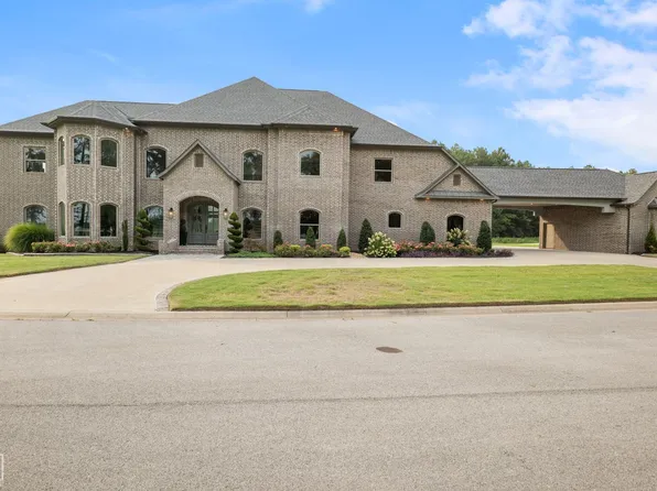 5709 Bachelors Gulch Dr, Jonesboro, AR 72404