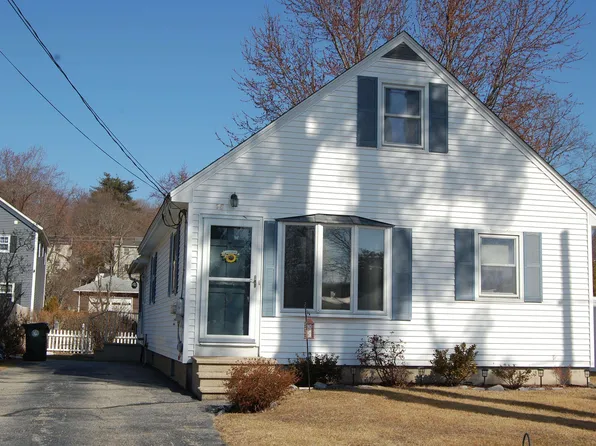 56 Columbia Road, Manchester, NH 03103