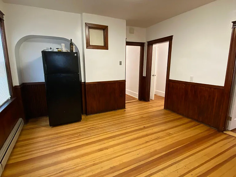 61 Pembroke Ave #1 — Photo 10