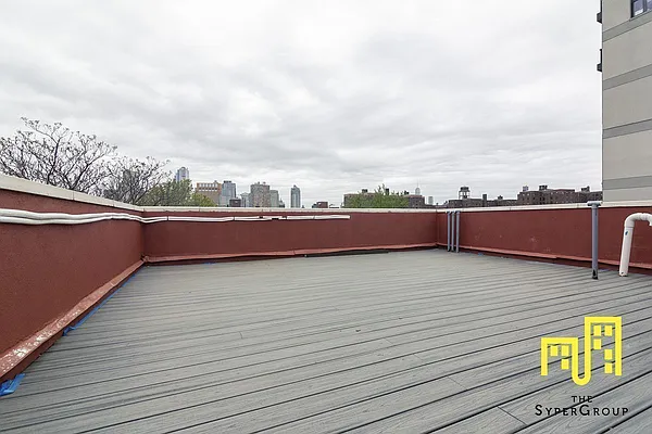 Rented by The Syper Group | media 12