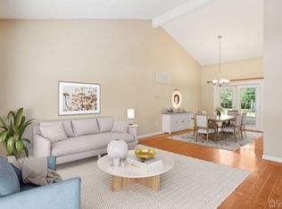 15 Norton Rd, Monmouth Junction, NJ 08852