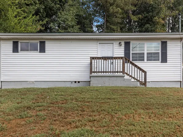 338 McAfee Rd, Rossville, GA 30741