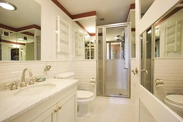 Sold by Domus Realty | media 5
