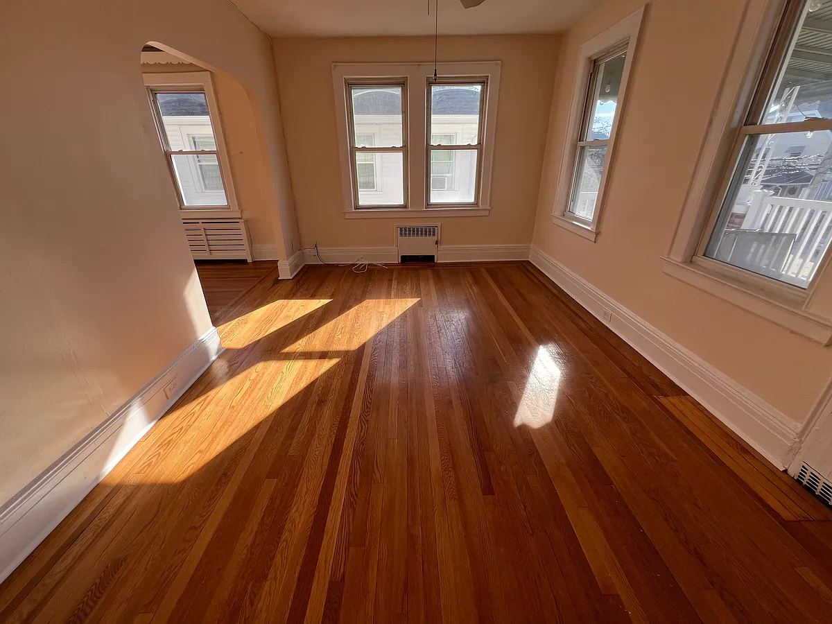 Building Photo - 242 Beach 126t St #2