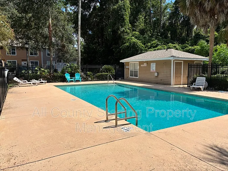 4415 SW 34th St #304 — Photo 29