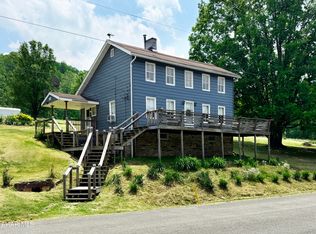 686 Cherry Run Rd, Ford City, PA 16226