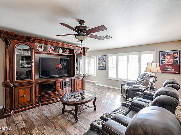 4th image of 14721 W Buttonwood Dr
