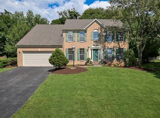 1651 Oakleaf Ln, Pittsburgh, PA 15237