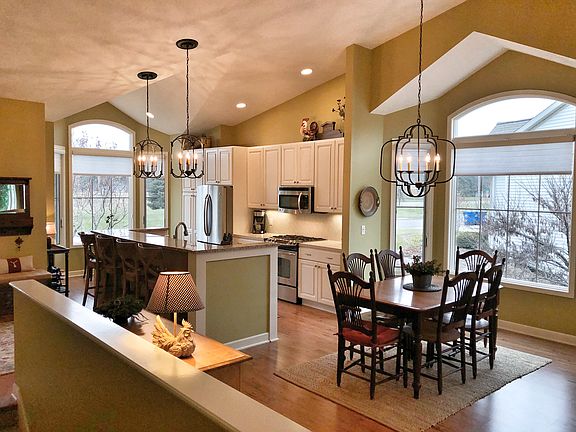 5th image of 5978 Red Lion Ct NE