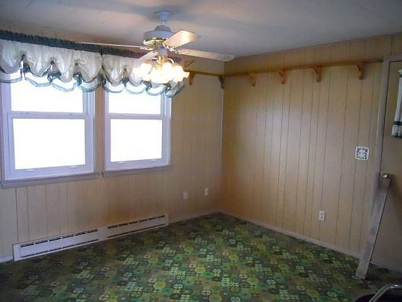 5th image of 7453 S Morris Pl