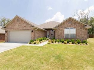 6315 Hickory Ln, Fort Smith, AR 72916