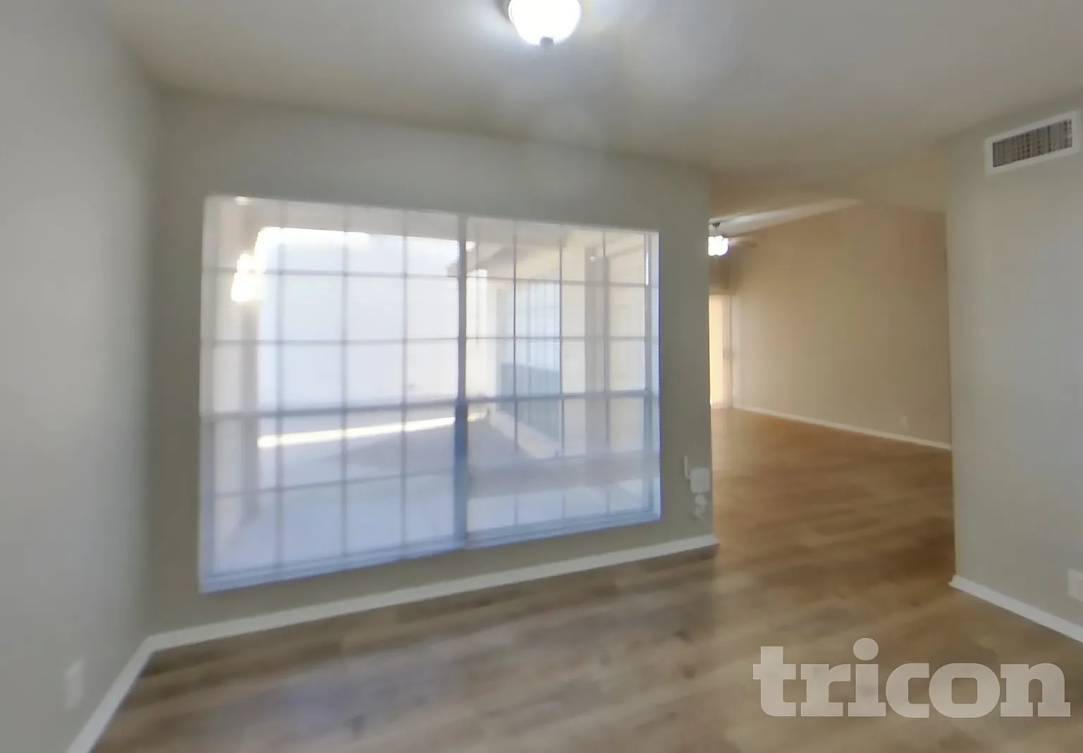 14239 N 50th Drive Glendale AZ — Photo 3