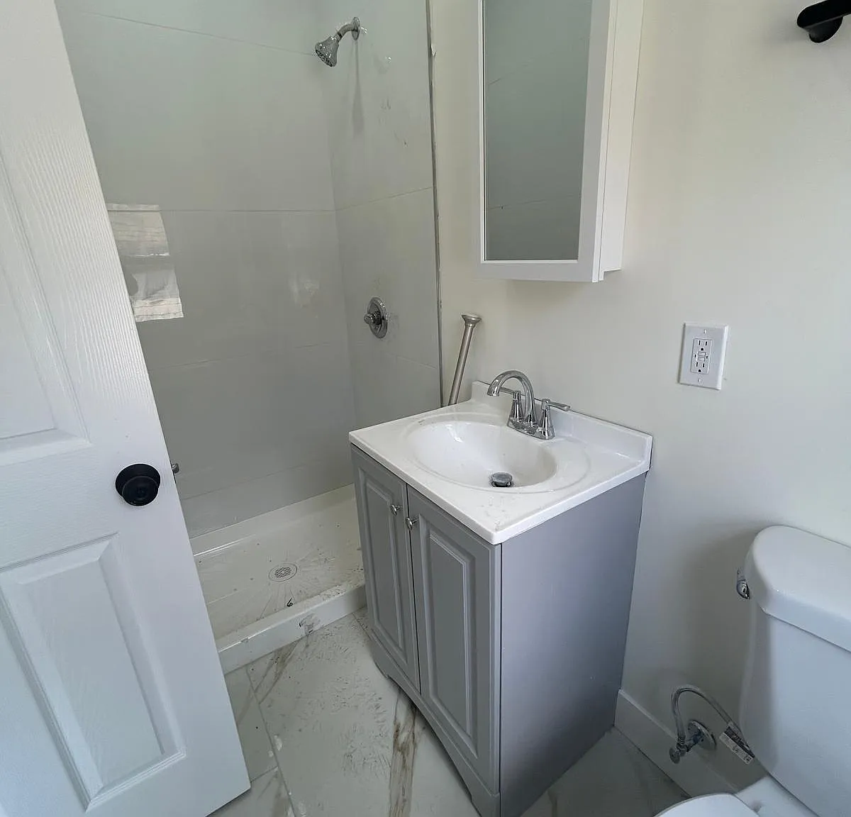 1 bed, $1,600 — Photo 1