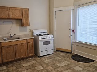 1231 Milwaukee Ave APT 9, South Milwaukee, WI 53172