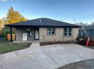 10122 SE Hollywood Ave, Milwaukie, OR 97222