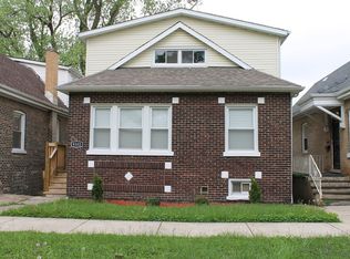 9332 S Saginaw Ave, Chicago, IL