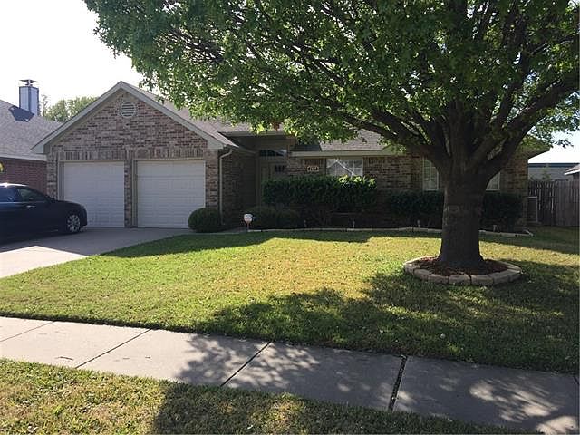 1st image of 4617 Greenwich Dr