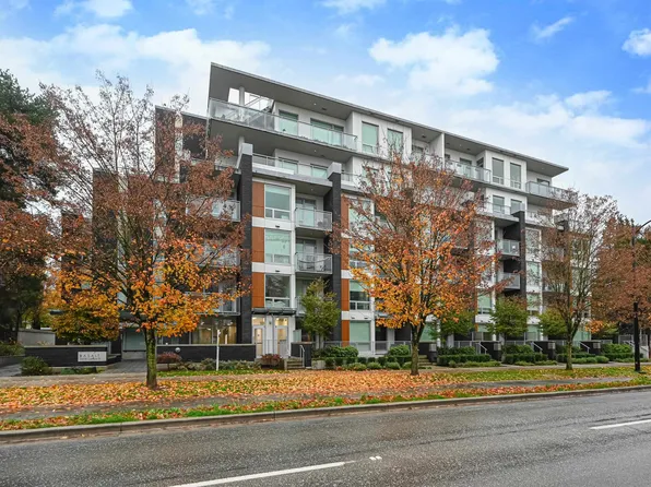 5058 Cambie St #202, Vancouver, BC V5Z 2Z5