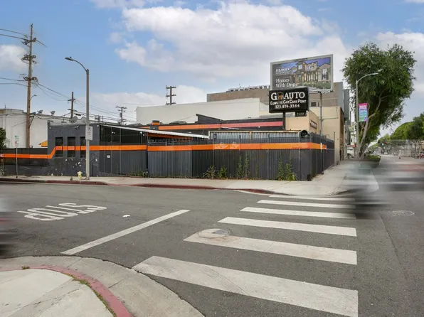 7504 Santa Monica Blvd, Los Angeles, CA 90046