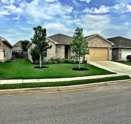 3rd image of 212 Quarry Ln
