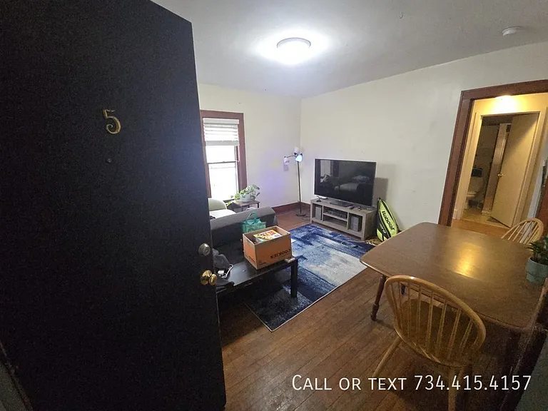 906 Packard St #5 — Photo 7
