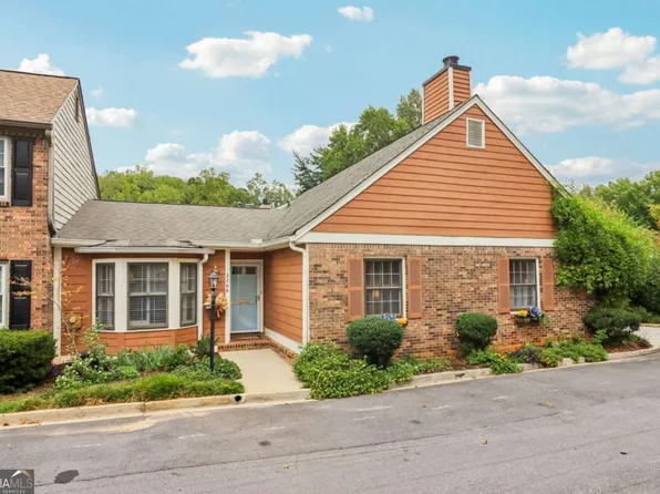 2268 Brianwood Trl, Decatur, GA 30033