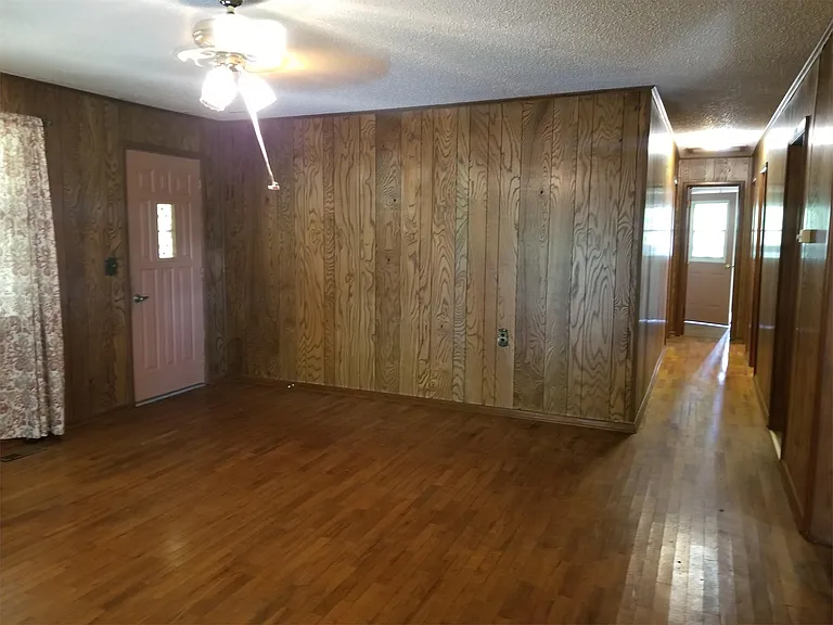 60 Crowden Ln — Photo 41