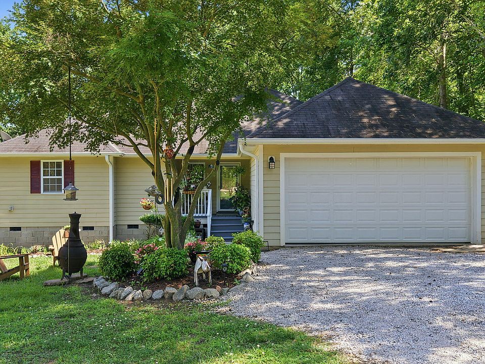 1st image of 106 Yuma Dr