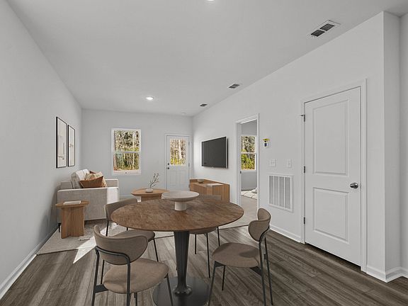 Alps The Alps Family Room and Dining Area