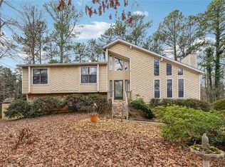 6664 Windwood Cir, Douglasville, GA 30135