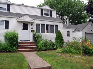 39 Bart Pl, Clifton, NJ