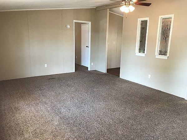 1st image of 800 Lexington St Trailer 150