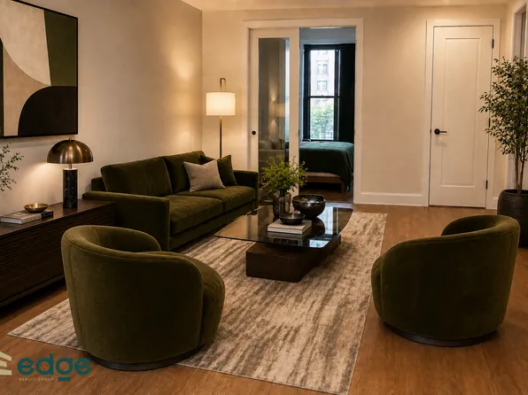 563 Evergreen Avenue image 1 of 8