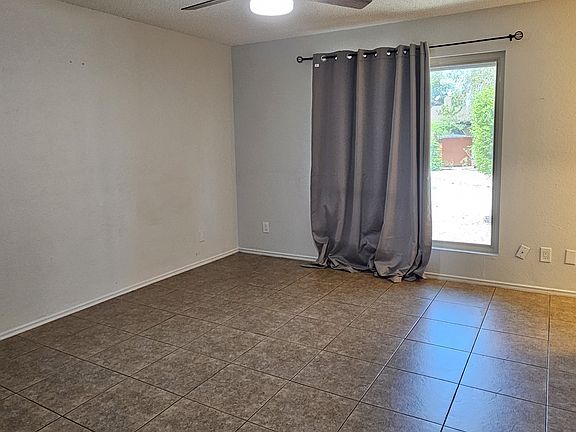 5th image of 1622 W Village Way
