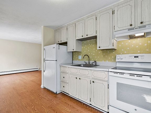 5th image of 180A River St APT 2