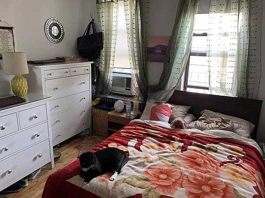 Rented by Gotham City Realty Group | media 28