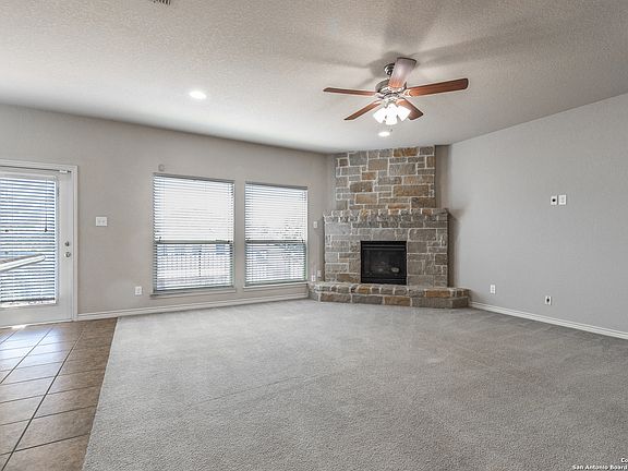 4th image of 21326 CATLIN COURT