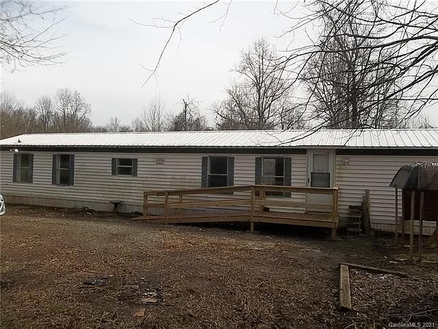 1st image of 146 Thornwood Ln