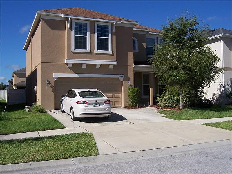 1st image of 9627 Oak Glade Ave