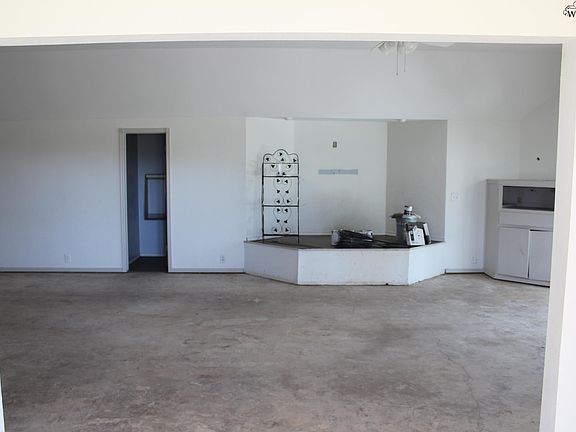 3rd image of 5817 Fm 1206