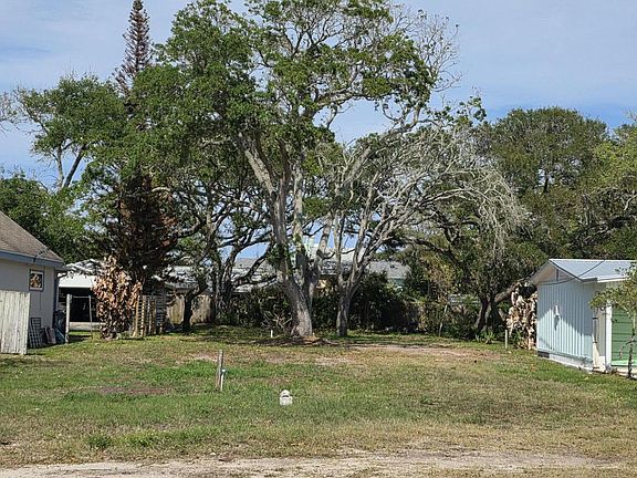 2nd image of 2803 Saxon Dr