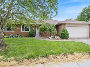 1606 W Katella St, Springfield, MO 65807