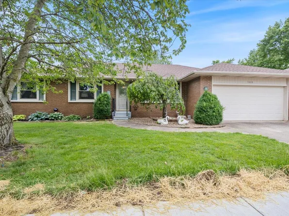 1606 W Katella Street, Springfield, MO 65807