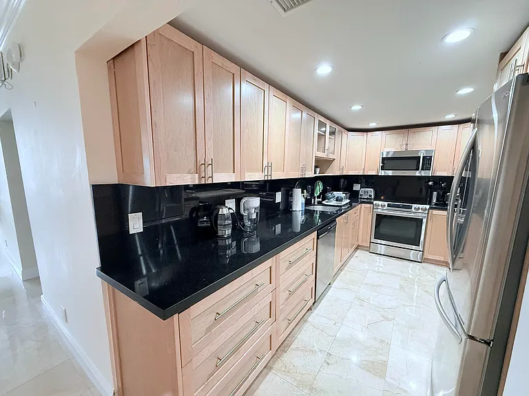 2851 S Ocean Blvd #1A — Photo 12