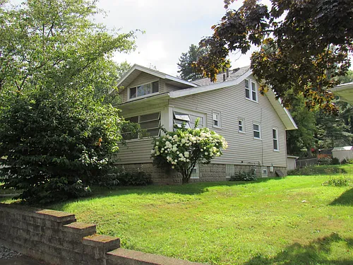 2360 Edwin Ave Photo 1