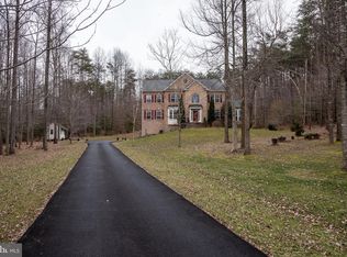 11923 Haddon Ln, Woodbridge, VA 22192