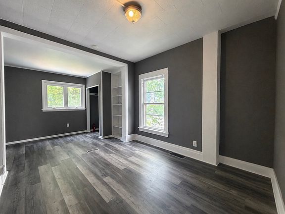 4th image of 1042 Elmwood Ave #3
