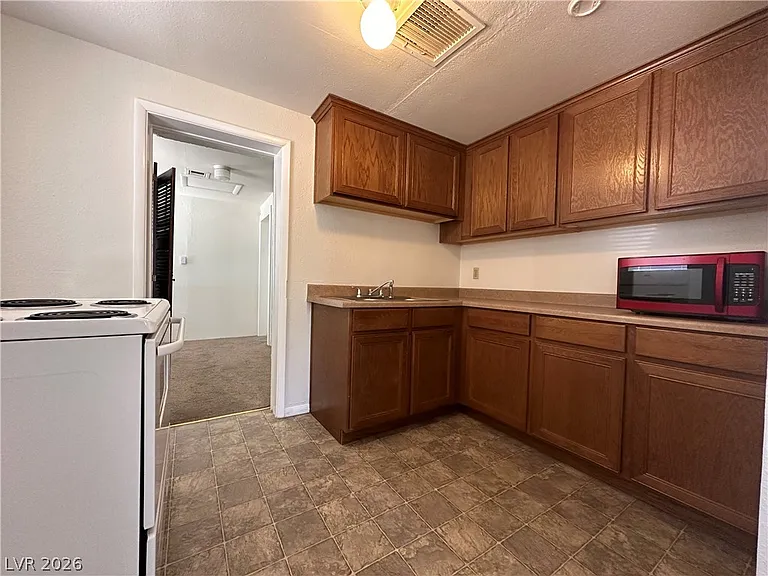 14 Valley View Ln — Photo 5